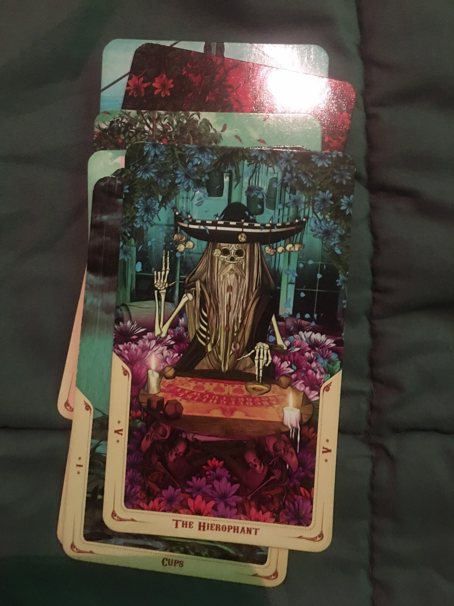 Tarot•up to 45 min•I need your email •Read item details prior to purchase* Scheduling is Texas CST. no tracking as this is a tarot reading. non trackable item